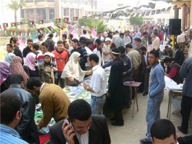 يوم التناقضات في جامعات مصر