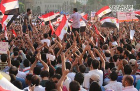 ميادين مصر تنتفض رافضةً الحكم الهزلي على المخلوع