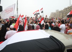 أفراح المصريين بميدان التحرير بفوز د. مرسي