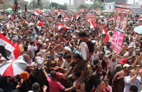 ميدان التحرير يواصل ثورته ضد العسكر