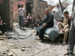 نريد سكنًا مطلب المئات الذين شردهم الحريق