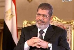 خمس منظمات حقوقية تطالب بإنقاذ حياة الرئيس مرسي وٱلاف المعتقلين