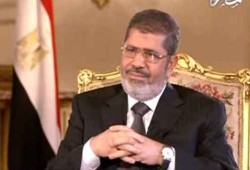 خمس منظمات حقوقية تطالب بإنقاذ حياة الرئيس مرسي وٱلاف المعتقلين
