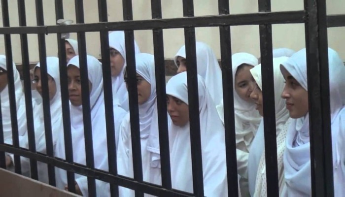 نيابة الانقلاب تحبس ست فتيات 15 يوما بعد اختفائهن قسريا