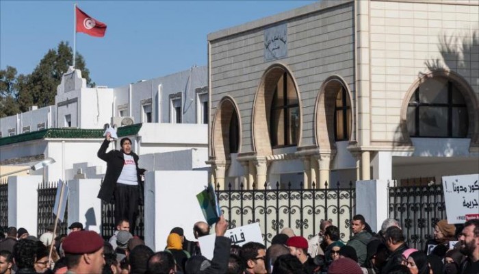 "العدالة الانتقالية" بتونس تلاحق المخلوع بن علي وعصابته