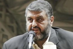 الخطر يهدد حياة الشاطر والخواجة وعبدالعزيز بسجن العقرب