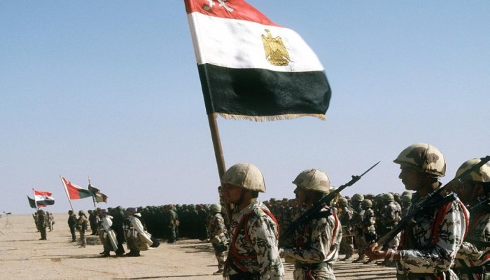 حملة تخويف واعتقالات ضد ضباط في الجيش