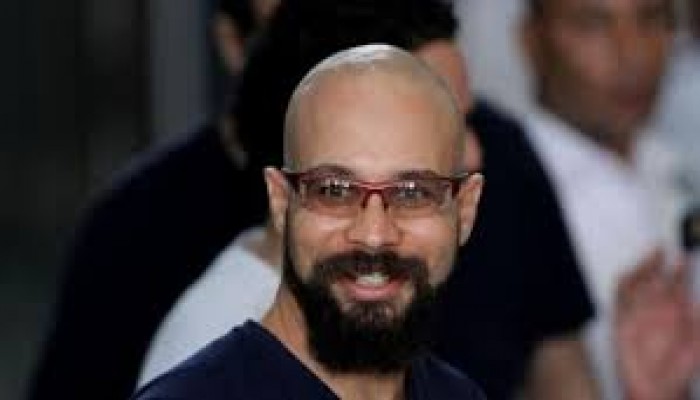 الاعتداء بالضرب على أحمد ماهر بقسم شرطة القاهرة الجديدة