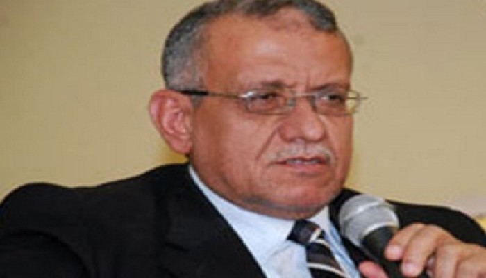 د. مصطفى الغنيمي يتعرض للإهمال الطبي بسجن العقرب