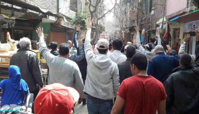 أهالي الجيزة ينتفضون في أول أيام أسبوع "خبز وحرية"