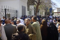 اندلاع مظاهرات بالمنيا والجيزة أمام مكاتب التموين