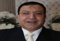 خبير يحذر المصريين: تراجع سعر الدولار مؤقت