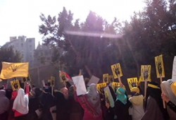 وقفة لحرائر عرب العيايدة بالخانكة تندد بخراب الانقلاب