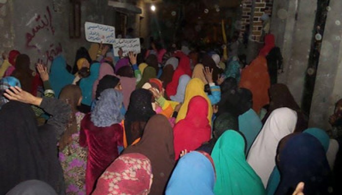 مسيرة ليلية بقرية"التوفيقية" بالمنيا تهتف بإسقاط الانقلاب