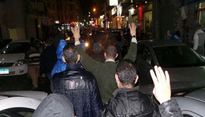 فيديو.. أحرار السيوف يهتفون "حكم العسكر راحل راحل"