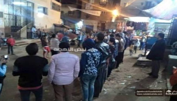 وقفة لشباب الكوم الأحمر تندد باعتقالات الانقلاب