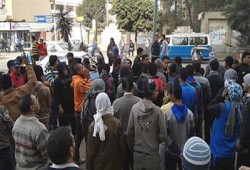 ثوار مدينة بني سويف ينددون ببيع مصر في المؤتمر المشبوه