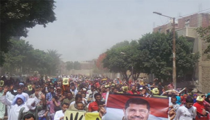 قرى "سمالوط" بالمنيا ترفض بيع مصر بمسيرتين حاشدتين