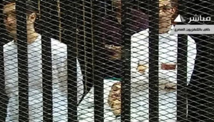 استئناف محاكمة نجلي المخلوع في التلاعب بالبورصة