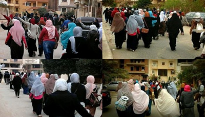 بالصور.. طلاب جامعات أكتوبر يرفضون مؤتمر "بيع مصر"