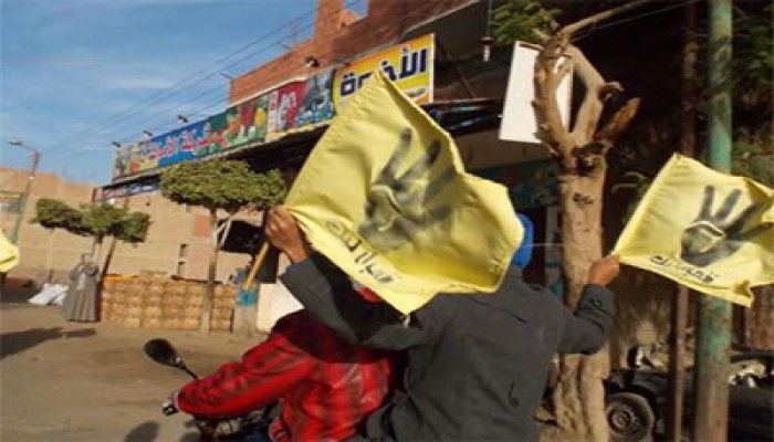 مسيرة بالدراجات البخارية بالحبيل بالأقصر رفضًا للانقلاب