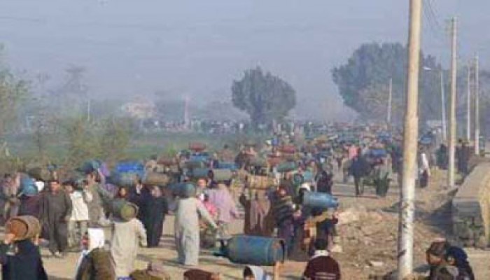 وقفة احتجاجية لأهالي قلين احتجاجًا على تفاقم أزمة البوتاجاز