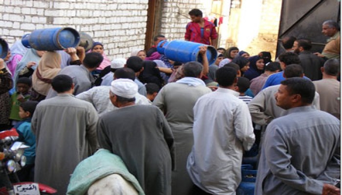 وقفة لأهالي بيلا رفضًا لتواطؤ الانقلاب مع السوق السوداء