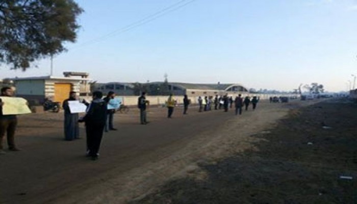 مباشر.. سلاسل بشرية بالقرين في أسبوع "مصر مش للبيع"