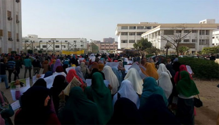 فيديو.. طلاب بني سويف ينتفضون تنديدًا بإعدام محمود رمضان