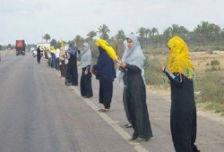 فيديو.. وقفة ومسيرة لثوار بيلا تطالب بالقصاص للشهداء