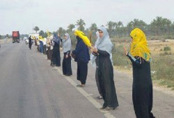 فيديو.. وقفة ومسيرة لثوار بيلا تطالب بالقصاص للشهداء