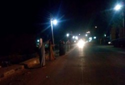 سلسلة بشرية على طريق "المنصورة- دمياط السريع" رفضًا للانقلاب