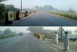 سلسلتان بشريتان لأهالي البحيرة تنددان بجرائم العسكر