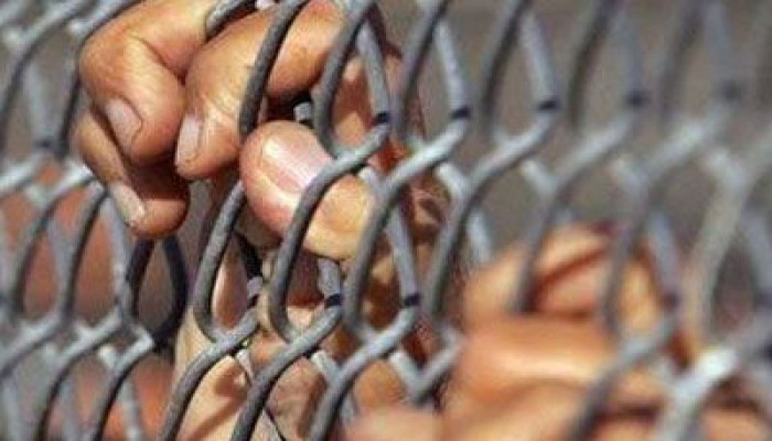 الأمن الأردني يمنع أسيرًا محررًا من العودة إلى أهله