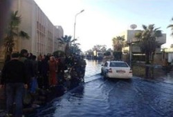 غرق شوارع إدكو بالأمطار يفضح فشل محليات الانقلاب