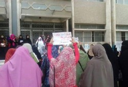 فيديو.. وقفة لطالبات أزهر أسيوط تندد بإجرام العسكر