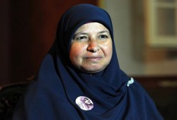 رسالة زوجة د. البلتاجي إلى أسر شهداء مجزرة "الدفاع الجوي"