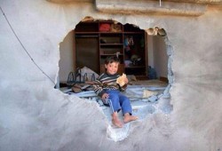 منسق أممي يدعو إلى رفع الحصار عن قطاع غزة