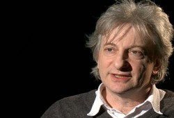 ديفيد هيرست: السيسي ممثل عاطفي .. والتسريبات كشفت حقيقته