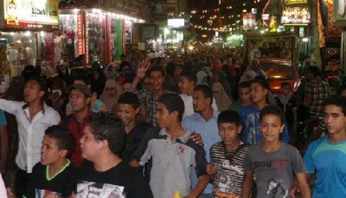 ثوار قرية بريش بالفيوم يهتفون بإسقاط حكم العسكر