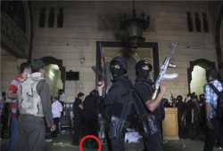 استئناف مهزلة محاكمة 494 بريئًا في "أحداث مسجد الفتح"