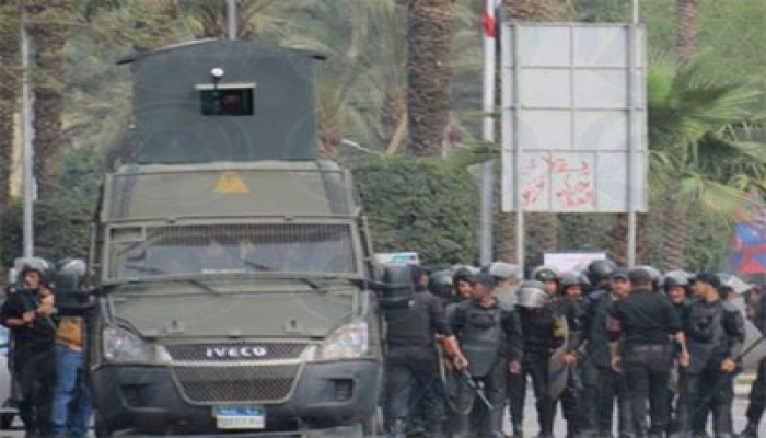 ميليشيات الانقلاب تدمر منازل مؤيدي الشرعية بيوسف الصديق