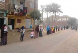 فيديو.. سلاسل ووقفات ببلبيس في جمعة "رفض تفويض القتل"