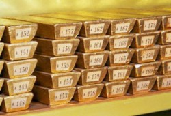 الانهيار الاقتصادي يقود أسواق الذهب للركود التام