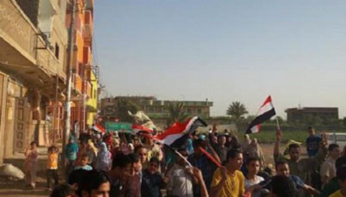 مظاهرة بأشمون رفضًا لاعتقال أبنائها.. والأهالي يتوعدون بالتصعيد