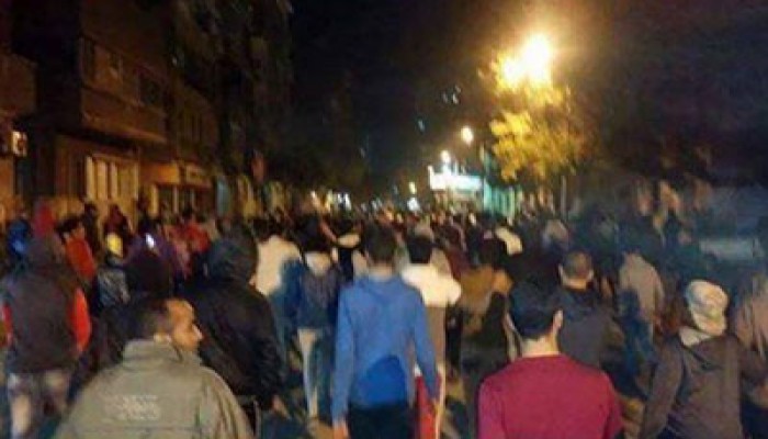 فيديو.. مسيرة شبابية بالقرين تهتف بإسقاط حكم العسكر