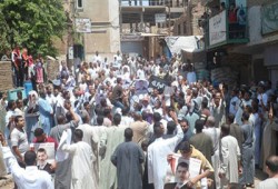 مسيرة ليلية بمدينة إسنا ضمن فعاليات انتفاضة يناير