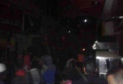 صمود أسطوري لثوار عين شمس برغم قطع الكهرباء عنهم بالميدان