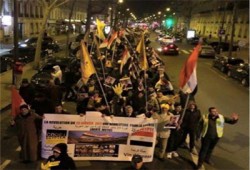 مسيرة بباريس تضامنًا مع ثوار مصر لاستعادة ثورة25يناير