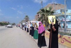 فيديو.. ثوار فاقوس يواصلون انتفاضتهم ضمن "مصر بتتكلم ثورة"
